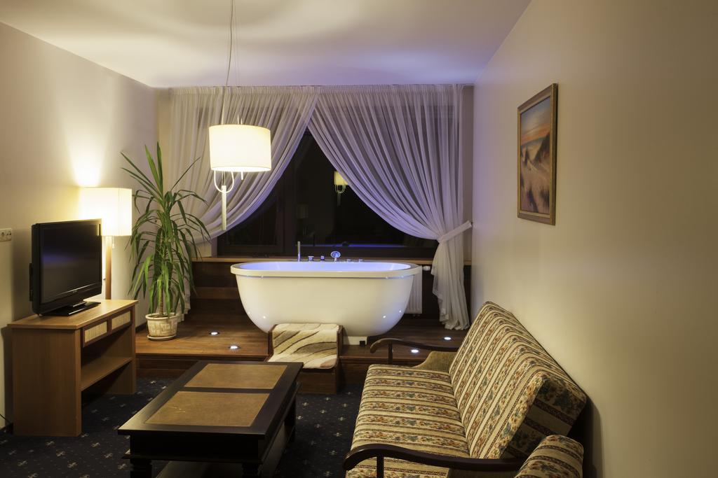 Park Villa Hotel Аеропорт Вільнюс Номер фото
