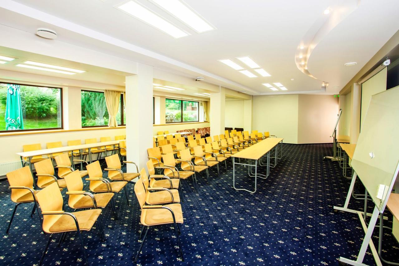 Park Villa Hotel Аеропорт Вільнюс Екстер'єр фото