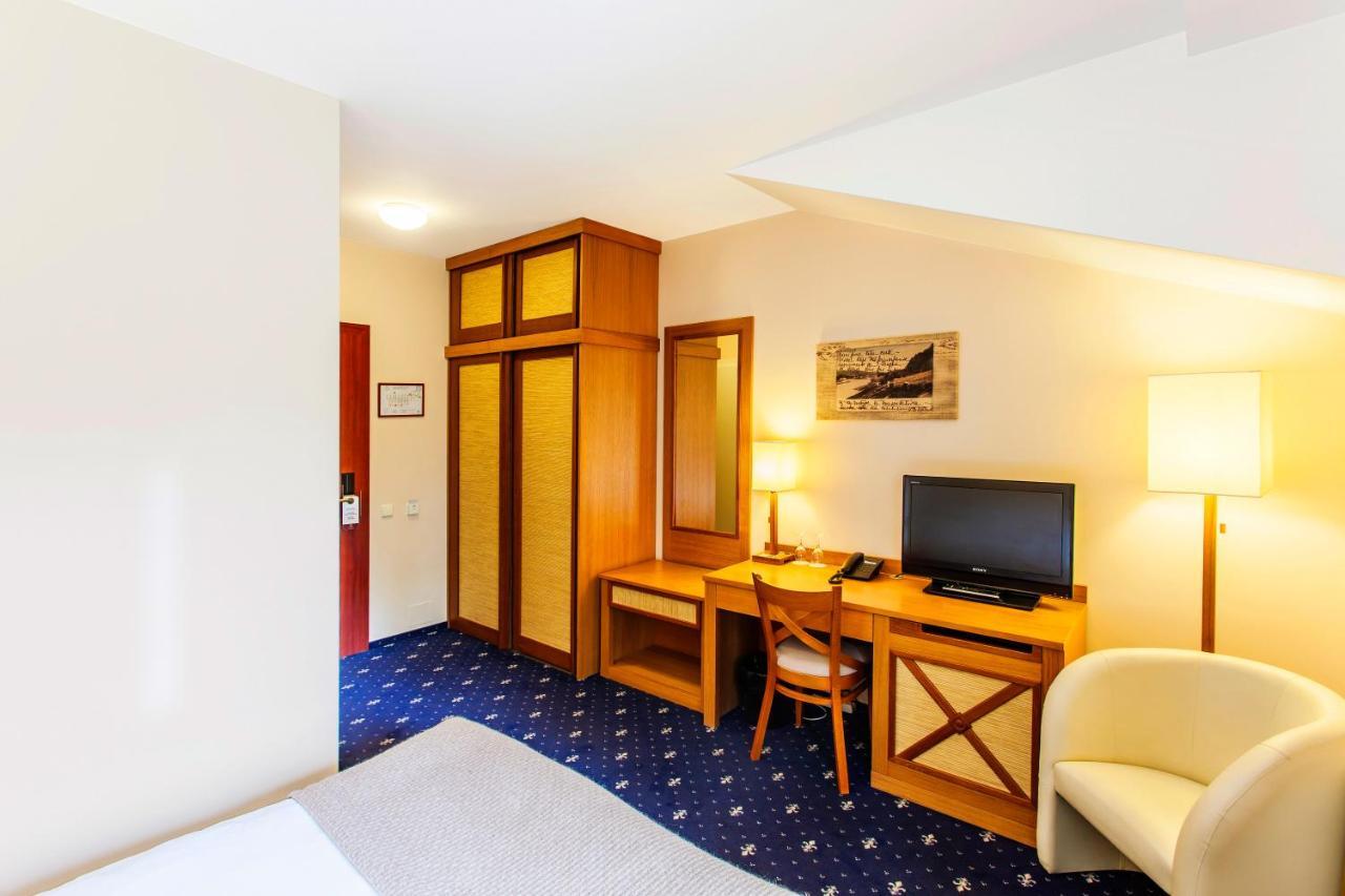 Park Villa Hotel Аеропорт Вільнюс Номер фото